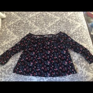 BB Dakota off the shoulder top